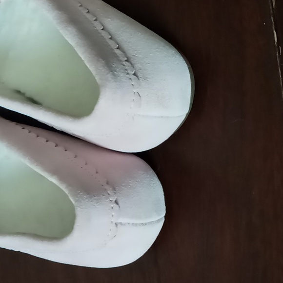 Vionic Light Pink McKenzie Slipper Moccasin Size 6 - Picture 6 of 9